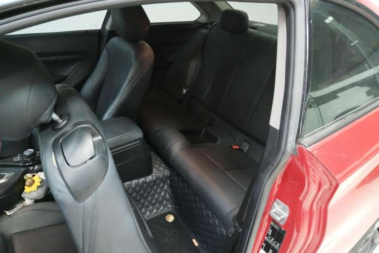 Used BMW 2 Series (Import) 2018 220i Sport Design Package
