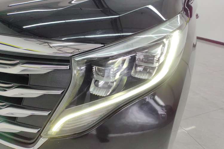 Used GAC Trumpchi M8 2018 320T Luxury Edition
