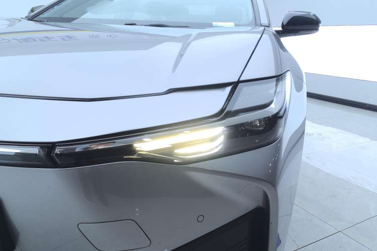 Used Toyota bZ3 2023 517 km Elite PRO