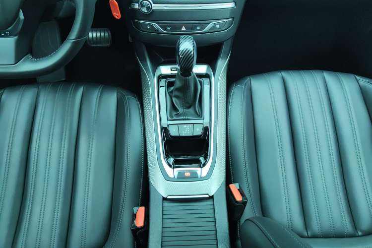 Used Peugeot 408 2019 360THP Automatic Luxury Edition China VI Standard