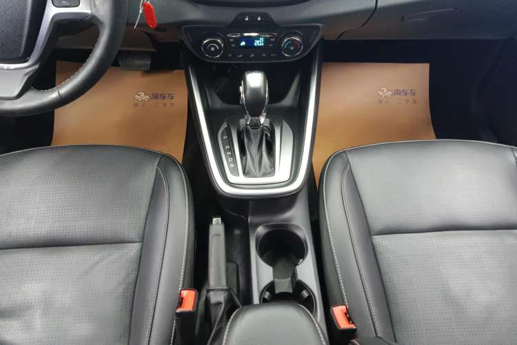 Used Ford Escort 2015 1.5L Automatic Fashion Model