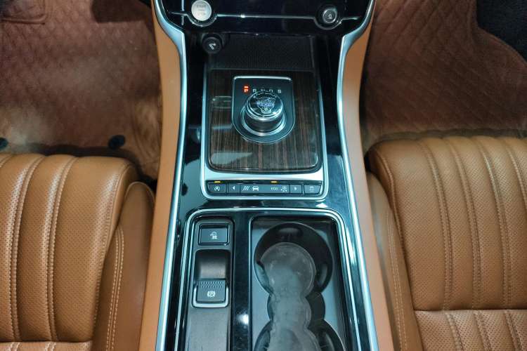 Used Jaguar XFL 2017 XFL 2.0T 240PS Luxury Edition