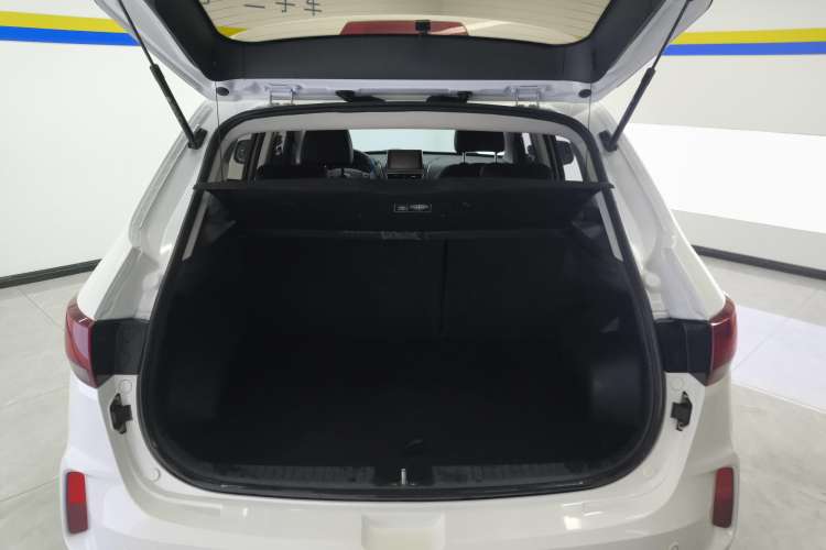 Used Bestune X40 2019 1.6L Automatic Luxury Version China V Emission Standard