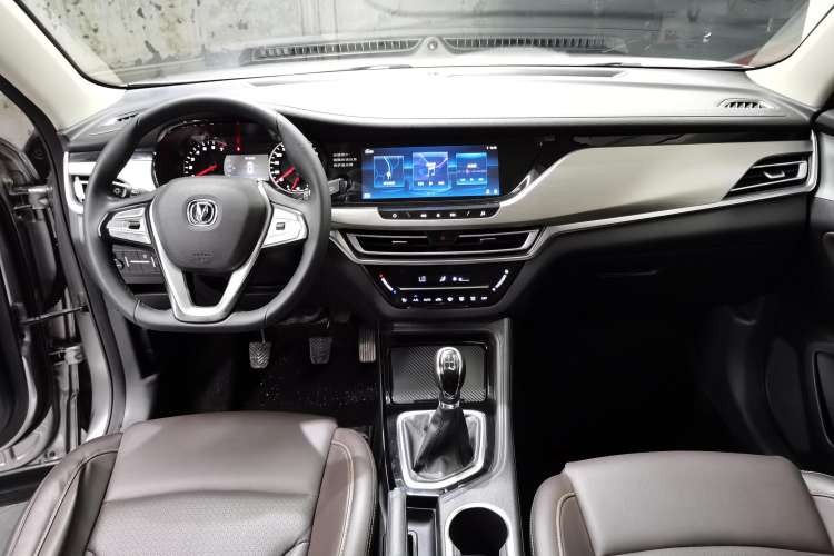 Used CHANGAN CS35PLUS 2019 1.6L Manual Chuanlian Edition
