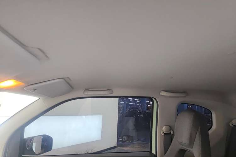 Used Wuling Hongguang MINIEV 2022 Macaron Premium Model – Lithium Iron Phosphate