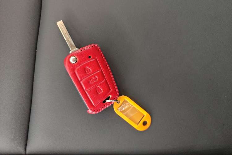 Used Volkswagen Golf Sportsvan 2019 200TSI Automatic C-HR Pure Version China VI Standard
