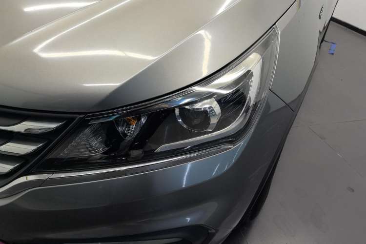 Used Baojun 310W 2017 1.5L Manual Fashion Model China V
