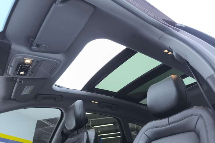 Used Lincoln Corsair 2020 2.0T Two-Wheel Drive Luxury Edition