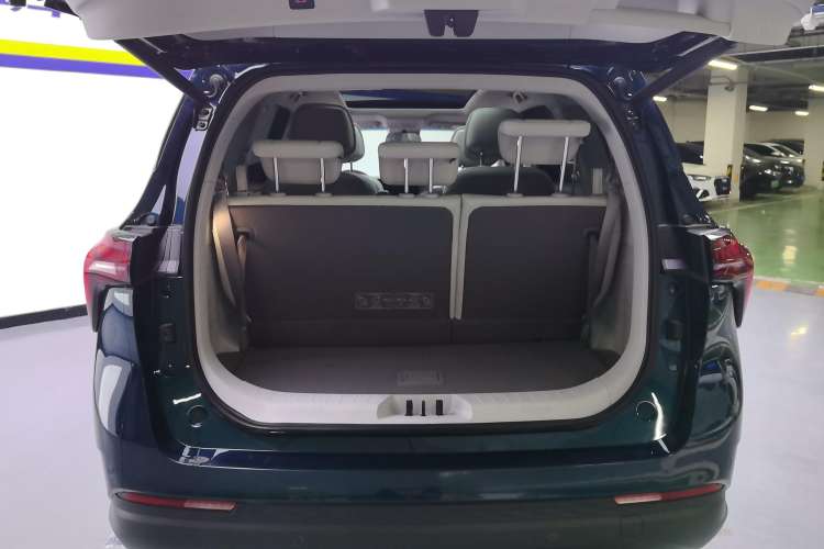 Used FORTHING Yacht 2022 1.5T DCT Chasing-the-Waves Edition