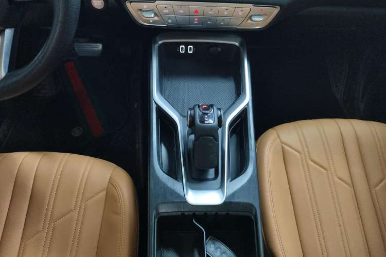 Used Haval H5 2023 2.0T Automatic All-Wheel Drive LinkedIn Gasoline
