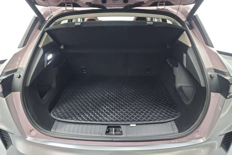 Used Lynk & Co 06 EM-P 2023 1.5T Remix PHEV Shero