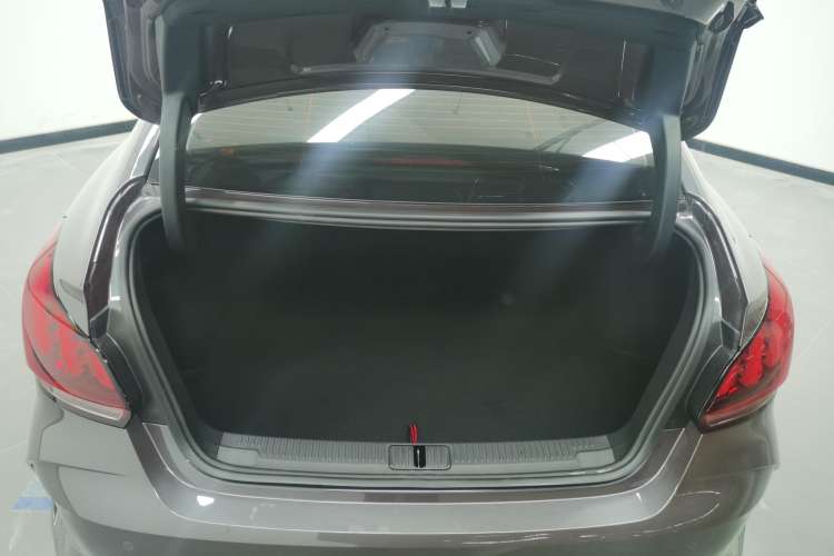 Used MG 5 2023 180 DVVT CVT Fashion Edition