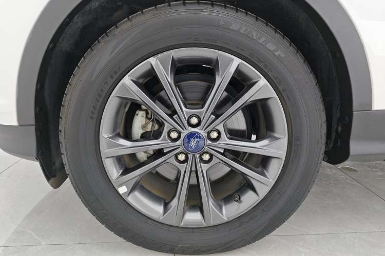 Used Ford Kuga 2019 EcoBoost 180 Two-Wheel-Drive Platinum Edition China VI Standard Left Rear Wheel Hub