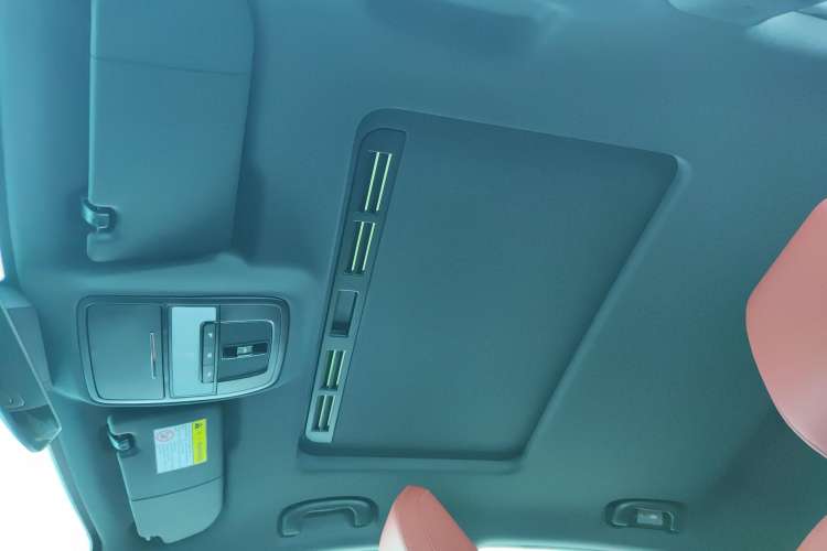 Used MG 5 2021 Revised 300TGI DCT Elegant Luxury Flagship Edition