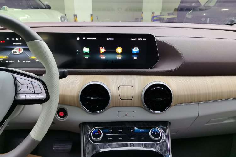 Used FORTHING Yacht 2022 1.5T DCT Chasing-the-Waves Edition