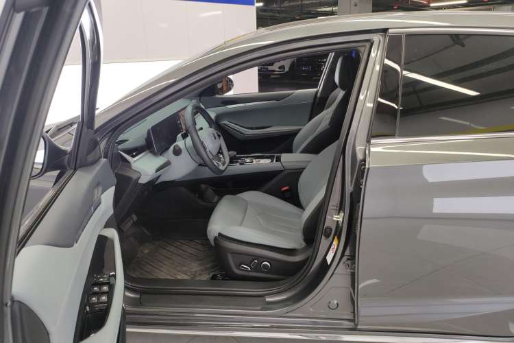 Used Changan Ruicheng PLUS 2023 1.5T DCT Flagship Edition
