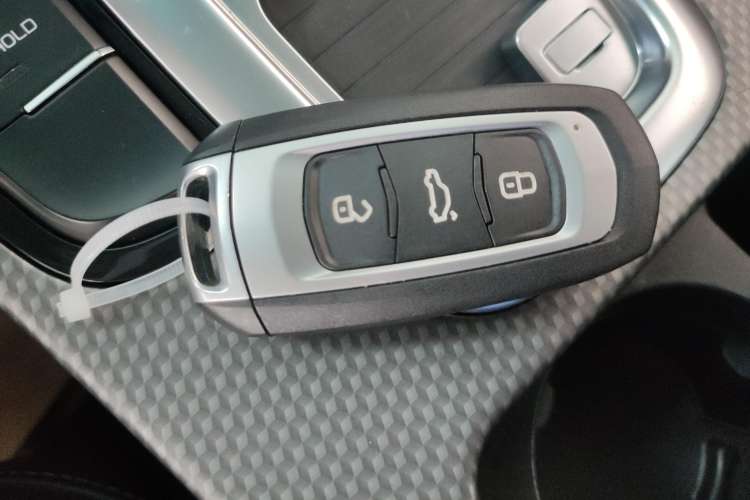 Used Geely Auto Emgrand GS 2017 Sport Edition 1.3T Automatic Smart Connectivity Model
