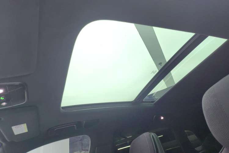 Used Lynk & Co 08 EM-P 2023 220 km Limited-Time Edition
