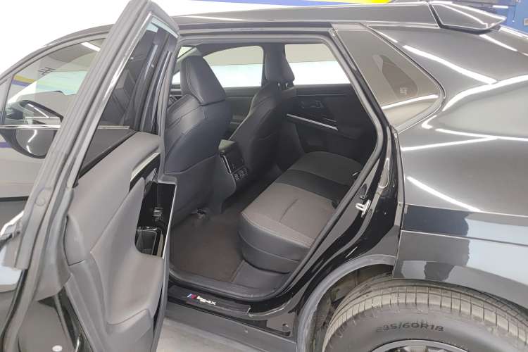 Used Toyota FAW bZ4X 2022 Two-Wheel-Drive Elite JOY Edition
