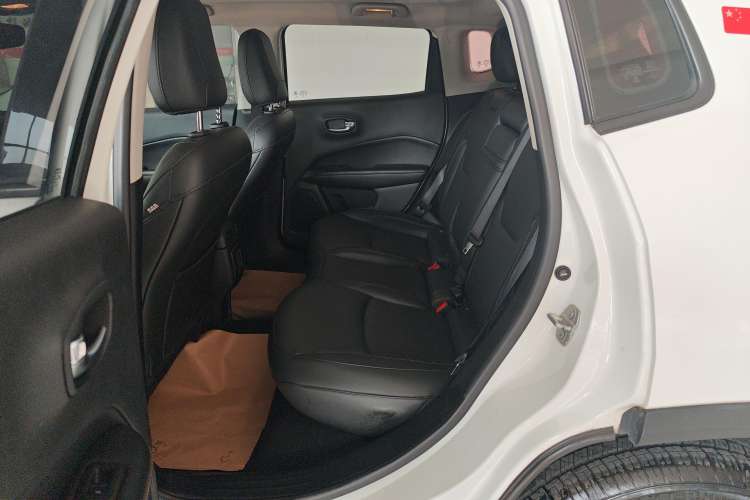 Used Jeep Compass 2017 200T Automatic Family Edition