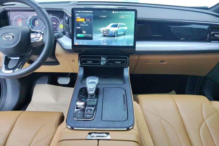 Used GAC Trumpchi ES9 2024 PHEV with 143 km Max