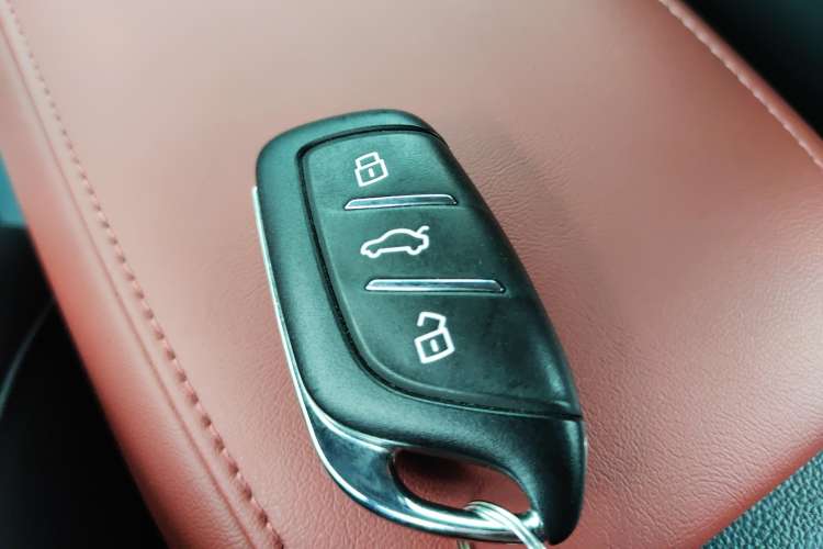 Used MG 5 2021 Revised 300TGI DCT Elegant Luxury Flagship Edition