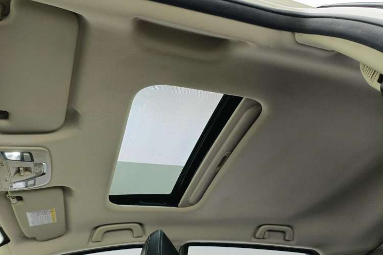 Used Geely Auto Vision X3 2020 1.5L CVT Luxury Model
