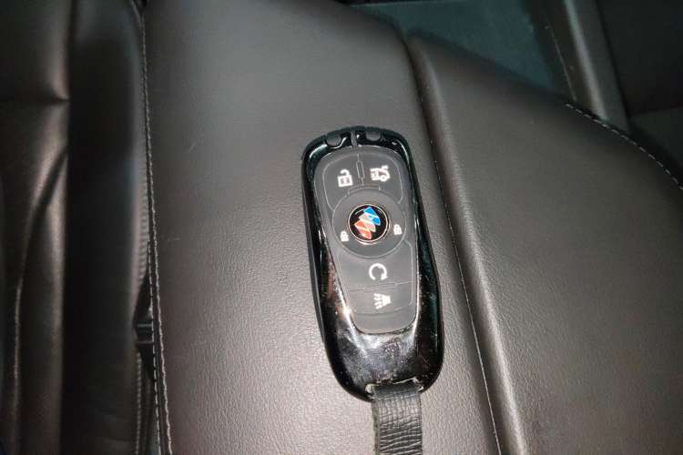 Used Buick Enclave 2020 28T Two-Wheel Drive Prestige Version
