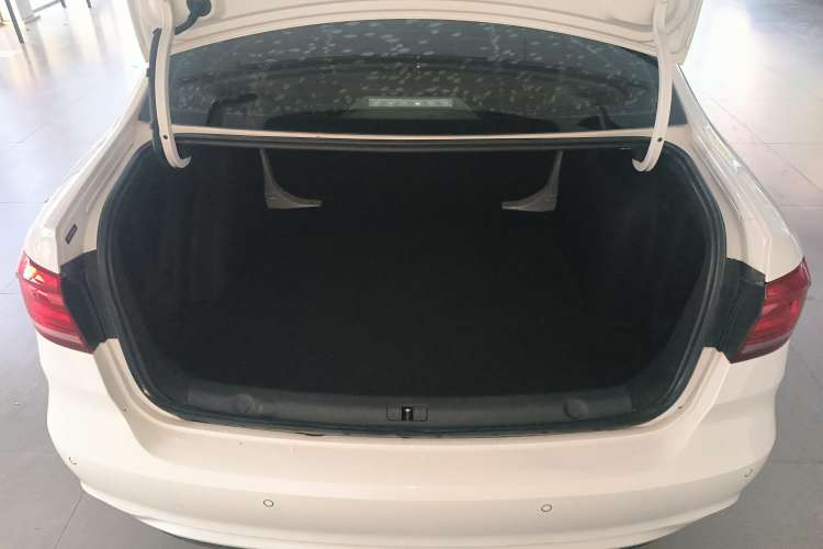 Used Volkswagen Lavida 2019 Lavida Start 1.5L Automatic Trendy Version China VI Standard