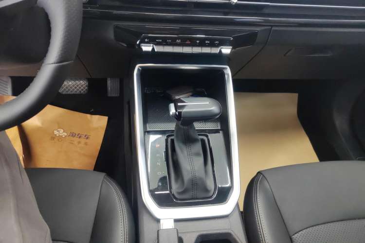 Used Wuling Alvez 2022 1.5L CVT Comfort Edition