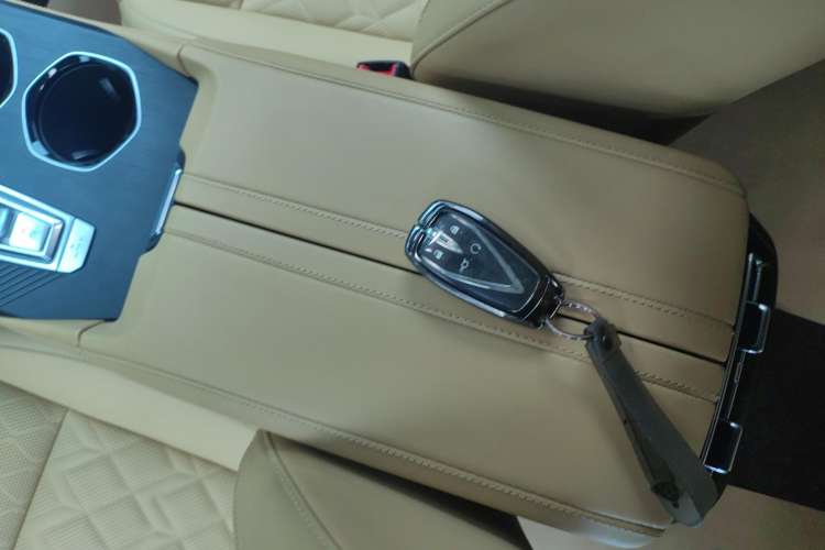 Used CHANGAN UNI-K 2021 2.0T Prestige Edition
