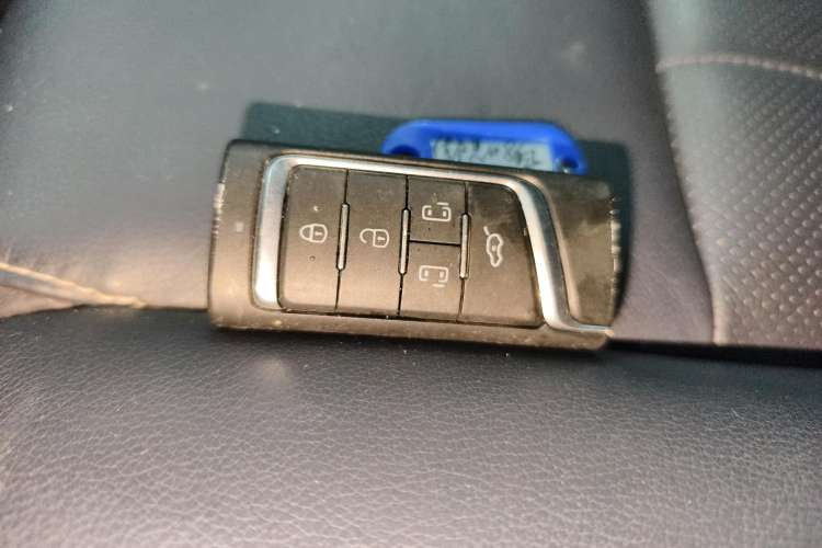 Used GAC Trumpchi M8 2019 320T Ultimate Edition Vehicle Key