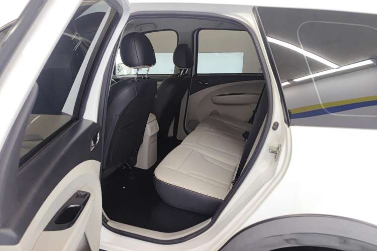 Used FORTHING Joyear XV 2016 1.6L CVT Comfort Model
