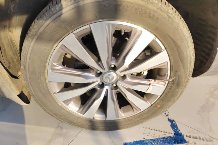 Used Changan CS95 2017 2.0T Two-Wheel Drive Zhitu Edition
