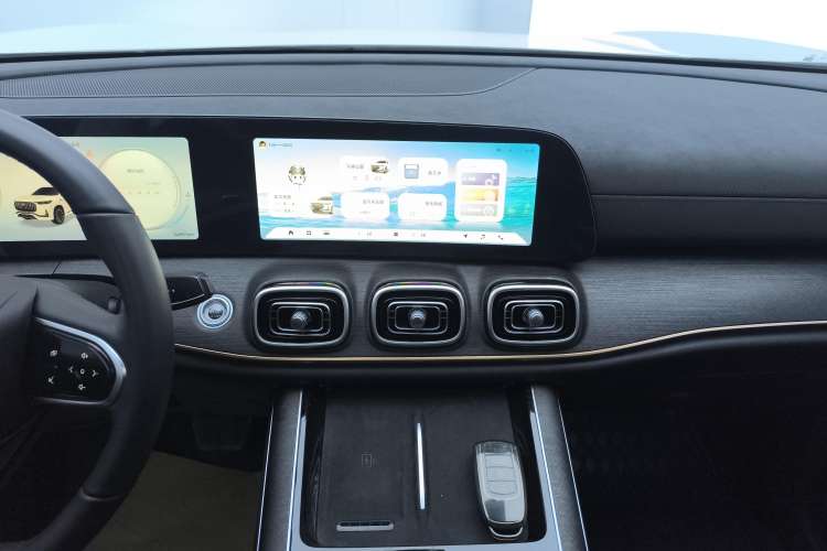 Used Chery Tiggo 9 2023 2.0T Dual-Clutch Two-Wheel Drive Luxury Edition 5 Seats