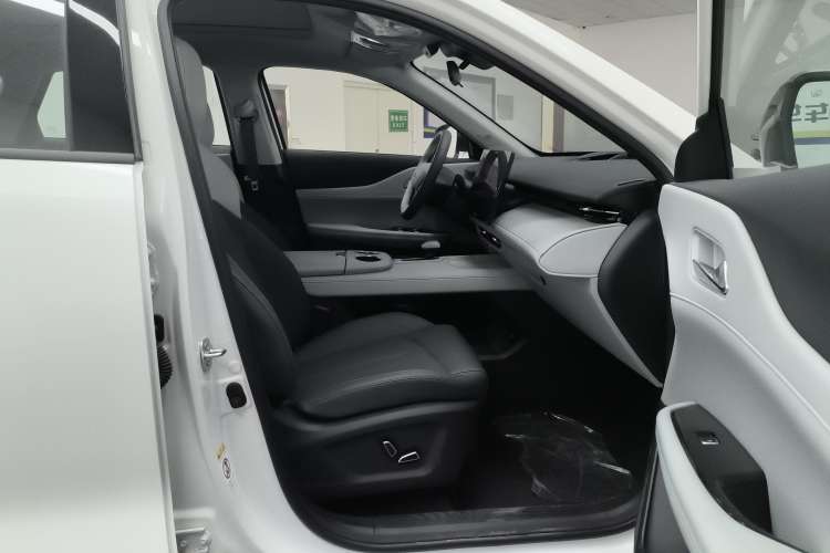 Used Changan UNI-Z 2025 1.5T Premium Edition
