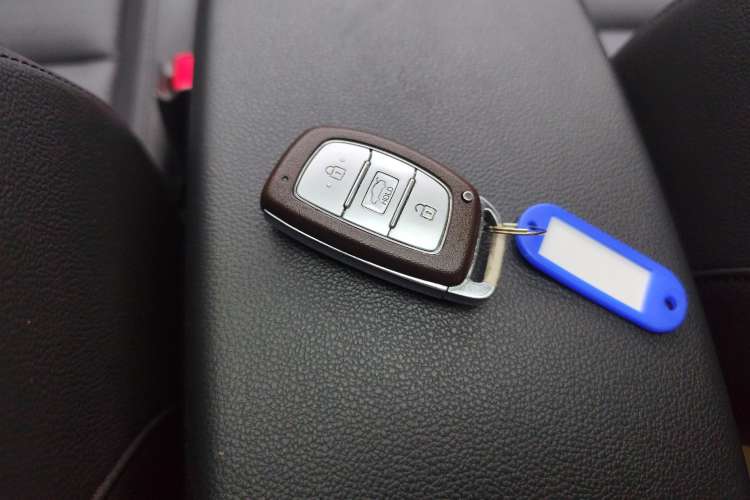 Used Hyundai Elantra (6th Generation / Lingdong) 2020 1.5L CVT Smart & Stylish – Elite Version Vehicle Key