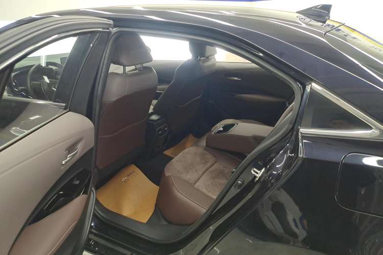 Used Toyota Allion 2021 2.0L Flagship Edition
