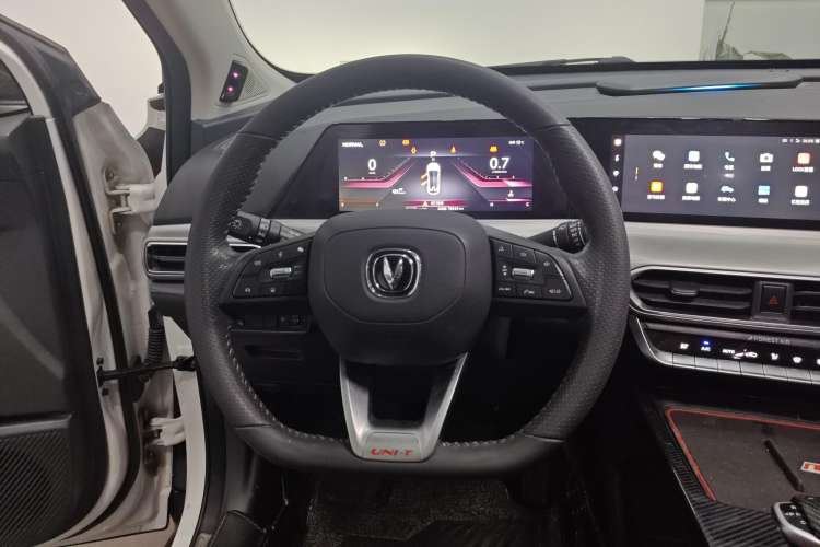 Used Changan UNI-T 2020 1.5T Prestige Version
