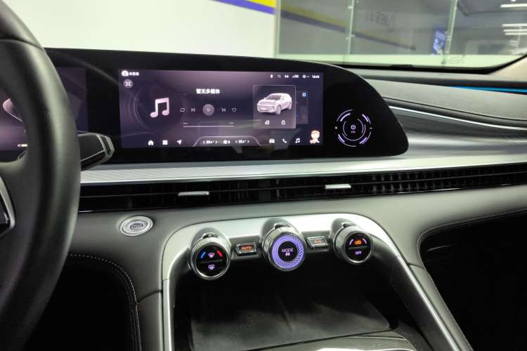 Used EXEED Lingyun 2024 300T Two-Wheel Drive Starlight Edition