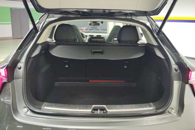 Used Lynk & Co 02 2022 2.0T DCT Shine Pro Trunk