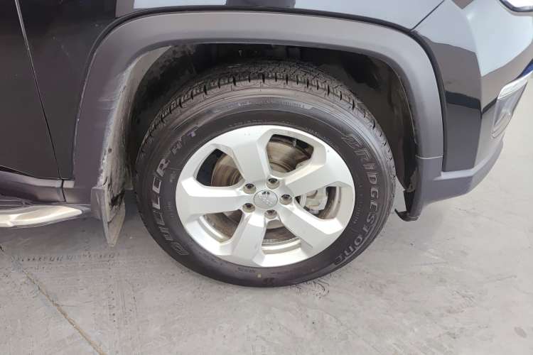 Used Jeep Compass 2020 220T Automatic Leading Edition
