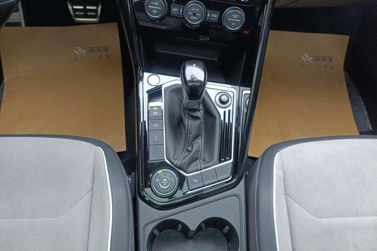 Used Volkswagen Tayron 2019 380TSI Four-Wheel Drive R-Line China VI-standard
