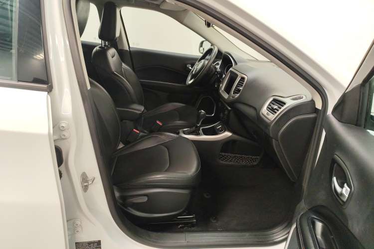 Used Jeep Compass 2017 200T Automatic Family Edition