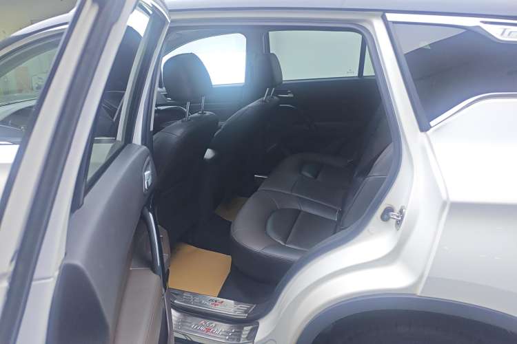 Used GAC Trumpchi GS4 2015 200T Manual Luxury Edition