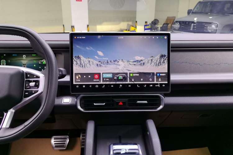 Used JETOUR Shanhai Traveler C-DM 2024 C-DM 208KM Mountain & Wilderness Edition
