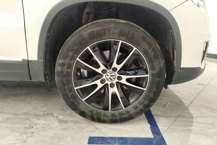 Used Volkswagen Tiguan L 2015 1.8TSI Automatic Two-Wheel Drive Luxury Model