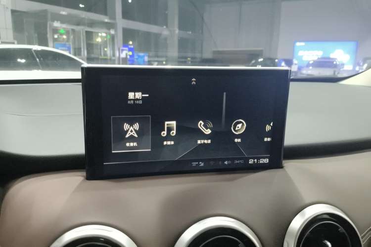 Used Wey VV6 2018 2.0T Two-Wheel Drive Flagship Version China V Standard