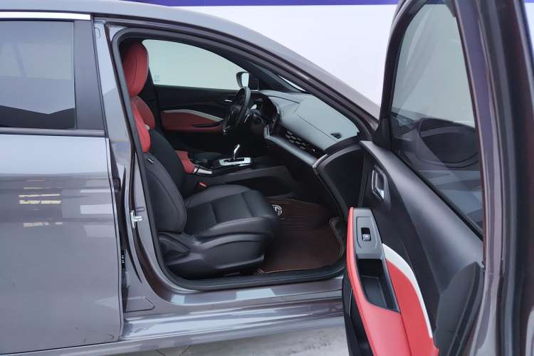 Used MG 5 2021 Revised 300TGI DCT Elegant Luxury Flagship Edition