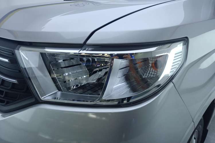 Used Wuling Hongguang V 2022 1.5L Enjoy Edition Electric-Powered LAR